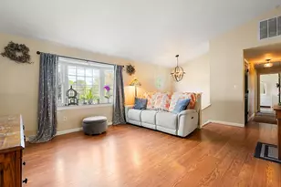 560 Auburn St, Bridgewater, MA 02324 - Photo 5