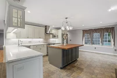 179 South St, Upton, MA 01568 - Photo 9