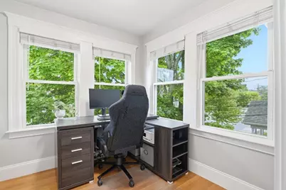 32 Eddy St #3, Waltham, MA 02453 - Photo 3