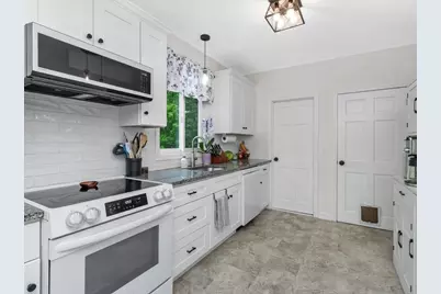 34 Marvel Street, Taunton, MA 02780 - Photo 15