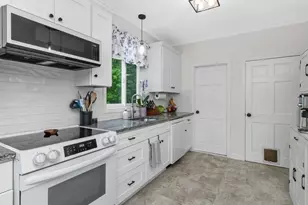 34 Marvel St, Taunton, MA 02780 - Photo 15