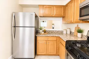 4 Alcott Cir, Taunton, MA 02780 - Photo 5