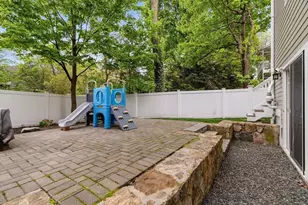 26 Neponset Ave, Boston, MA 02131 - Photo 33