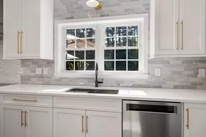 70 Indian Pond Rd, Kingston, MA 02364 - Photo 5