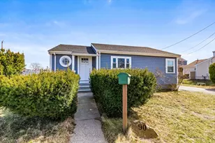 90 Packard Ave, Hull, MA 02045 - Photo 17