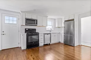 90 Packard Ave, Hull, MA 02045 - Photo 3