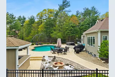 4 Alberta Ln, Lakeville, MA 02347 - Photo 5