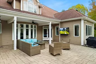 4 Alberta Ln, Lakeville, MA 02347 - Photo 11