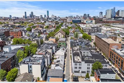 223 Bolton St, Boston, MA 02127 - Photo 25