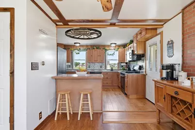 20 S Maple Street, Westfield, MA 01085 - Photo 13