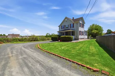 20 S Maple Street, Westfield, MA 01085 - Photo 3