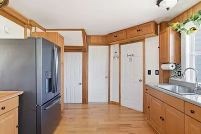20 S Maple Street, Westfield, MA 01085 - Photo 19