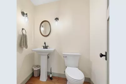 1240 South East Street, Amherst, MA 01002 - Photo 7