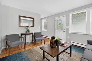 19 Barber St, Medway, MA 02053 - Photo 11