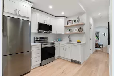 9 Hancock St #2, Boston, MA 02114 - Photo 7