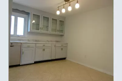 6 Bristol St, Lowell, MA 01852 - Photo 23
