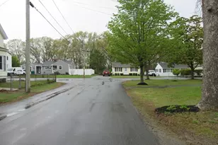 6 Bristol St, Lowell, MA 01852 - Photo 29