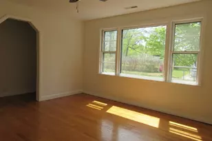 6 Bristol St, Lowell, MA 01852 - Photo 19