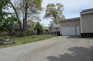 6 Bristol St, Lowell, MA 01852 - Photo 33