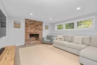 13 Fairview Rd, Medfield, MA 02052 - Photo 25