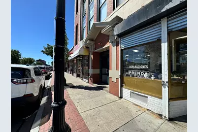 204 Broadway #204, Lawrence, MA 01840 - Photo 3