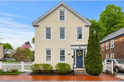 28 Dove St #2, Newburyport, MA 01950 - Photo 1