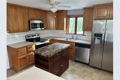 196 North Street, Foxboro, MA 02035 - Photo 5