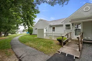 76 Mitchell Dr, Chicopee, MA 01022 - Photo 17