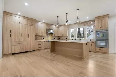 2 Atherton Rd, Winchester, MA 01890 - Photo 9