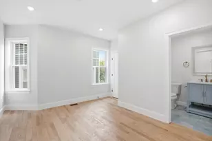 13 Langmaid Ave, Somerville, MA 02145 - Photo 9