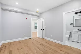 13 Langmaid Ave, Somerville, MA 02145 - Photo 15