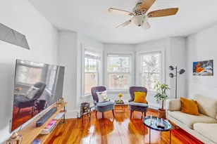 60-62 Kenneth St, Newton, MA 02461 - Photo 3