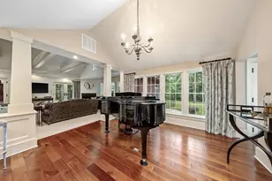 135 Milton St, Milton, MA 02186 - Photo 9
