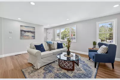 198 Dunbar St, Taunton, MA 02780 - Photo 9