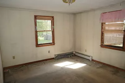 83 Sherborne Street, Taunton, MA 02718 - Photo 13