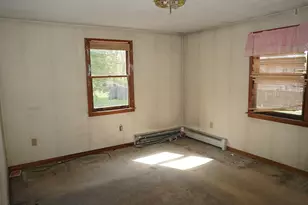 83 Sherborne St, Taunton, MA 02718 - Photo 13
