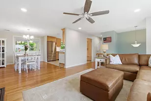 66 Phillips Cir, Waltham, MA 02452 - Photo 11