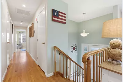 66 Phillips Cir, Waltham, MA 02452 - Photo 3