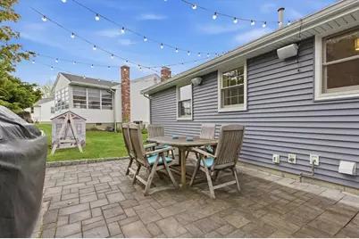 66 Phillips Cir, Waltham, MA 02452 - Photo 33