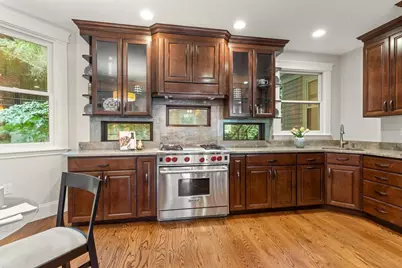 91 University Rd #2, Brookline, MA 02445 - Photo 11