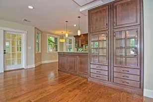 91 University Rd, Brookline, MA 02445 - Photo 15