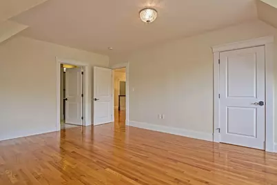 91 University Rd #2, Brookline, MA 02445 - Photo 5