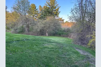 83 Fort Hill Ave, Pittsfield, MA 01201 - Photo 3