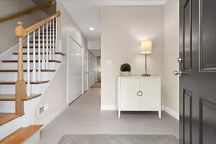 923 Lagrange St, Boston, MA 02132 - Photo 5