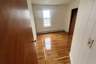 212 Brightman St, Fall River, MA 02720 - Photo 5