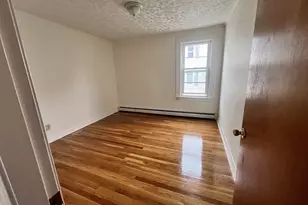 212 Brightman St, Fall River, MA 02720 - Photo 7