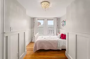 2 Lexington St, Boston, MA 02129 - Photo 11