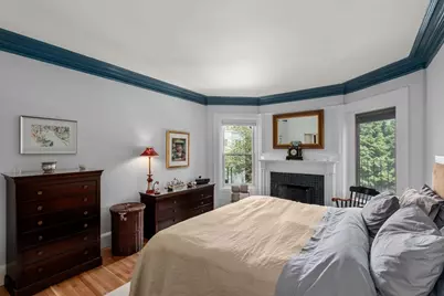 43 Carlton St #2, Brookline, MA 02446 - Photo 11