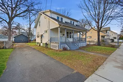152 Monrovia St, Springfield, MA 01103 - Photo 3