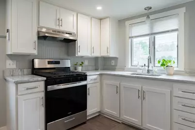 287 Purchase St, Milford, MA 01757 - Photo 5